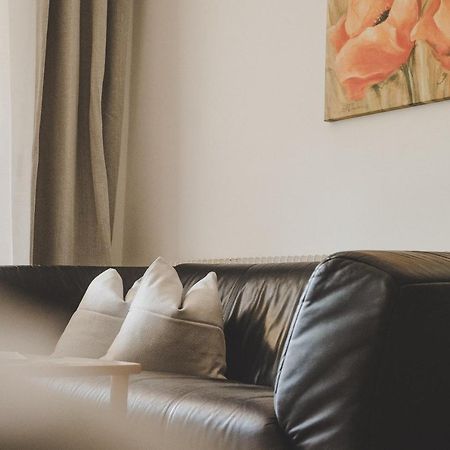 Guesthouse Christine Marlengo Bagian luar foto
