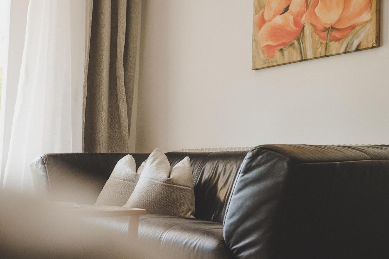 Guesthouse Christine Marlengo Bagian luar foto